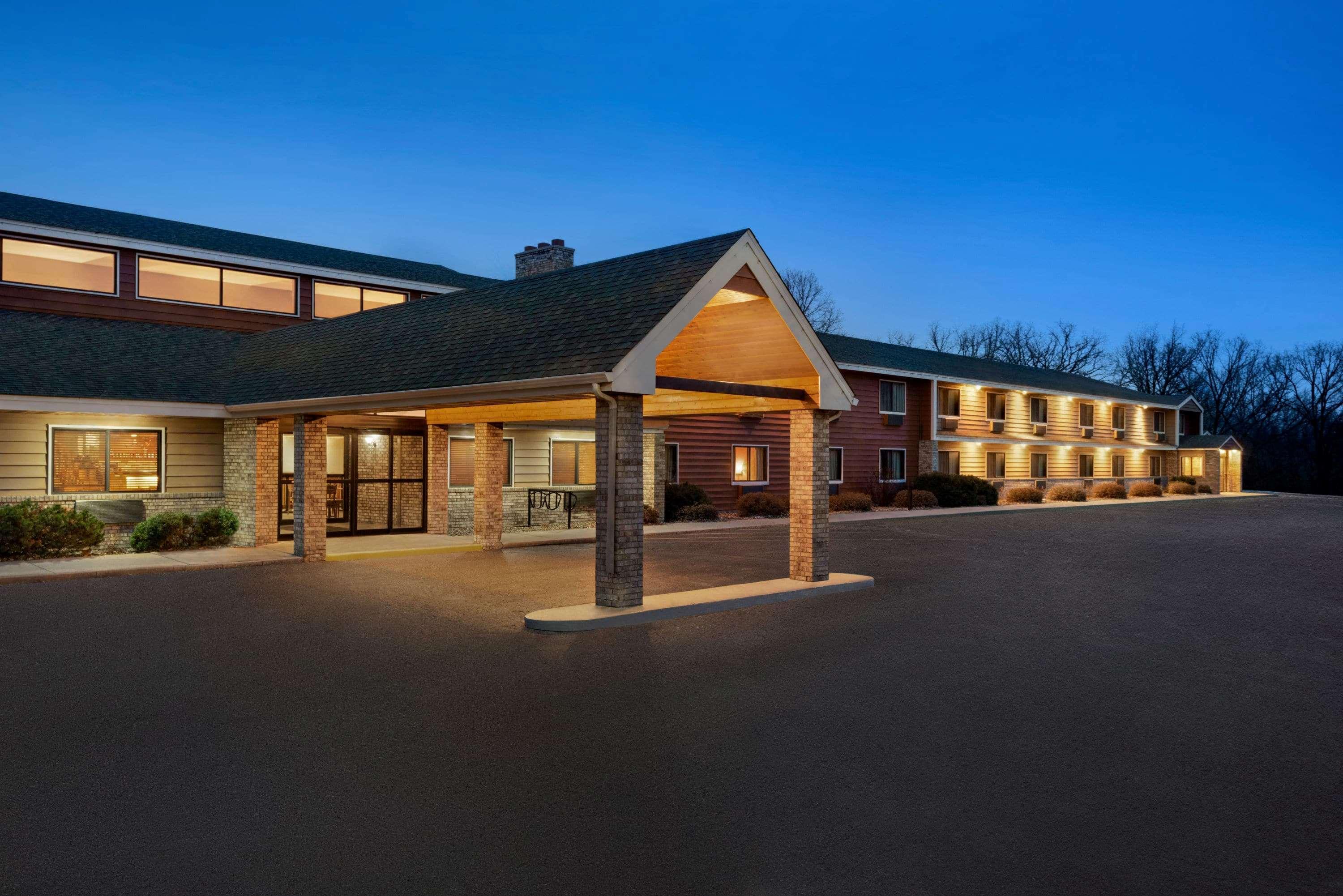 Americinn By Wyndham Detroit Lakes Exteriör bild