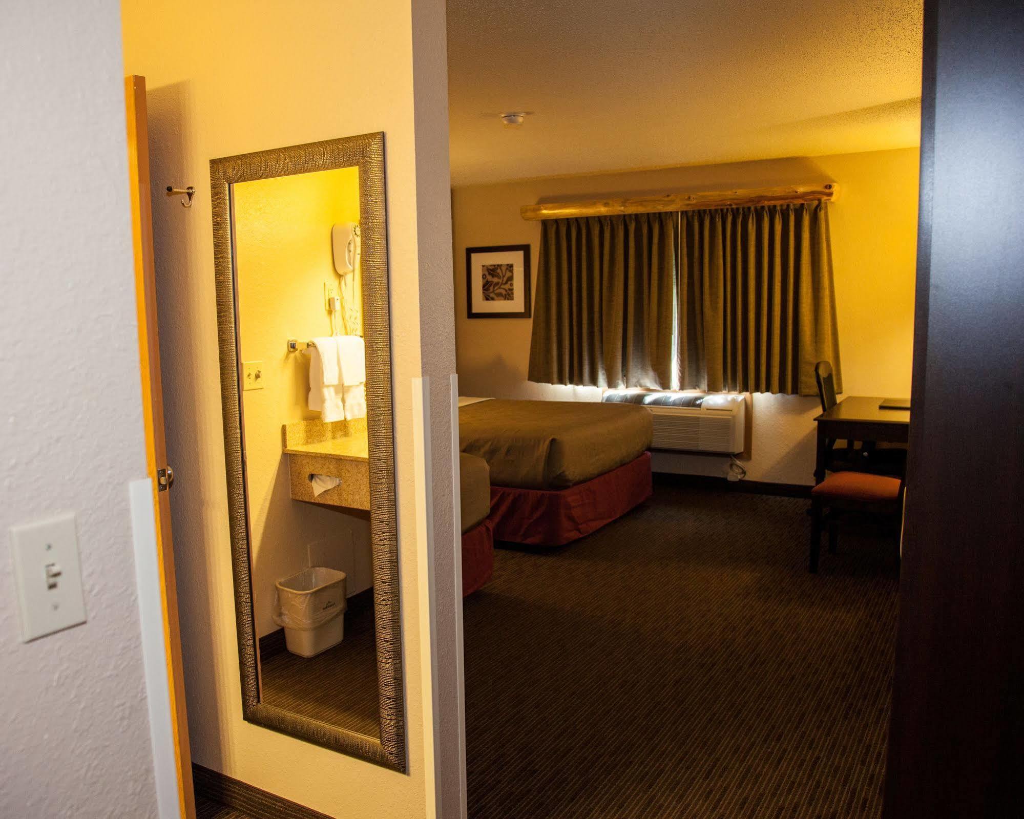 Americinn By Wyndham Detroit Lakes Exteriör bild